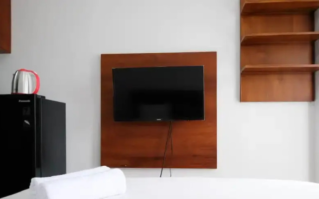 Serene And Comfy Studio At Tamansari Prospero Sidoarjo Apartment