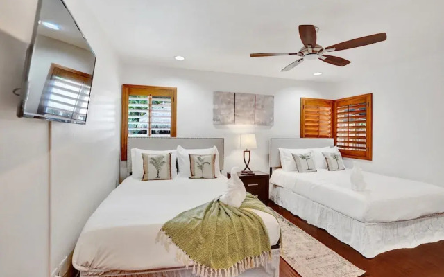 4BD House with Private Heated Pool