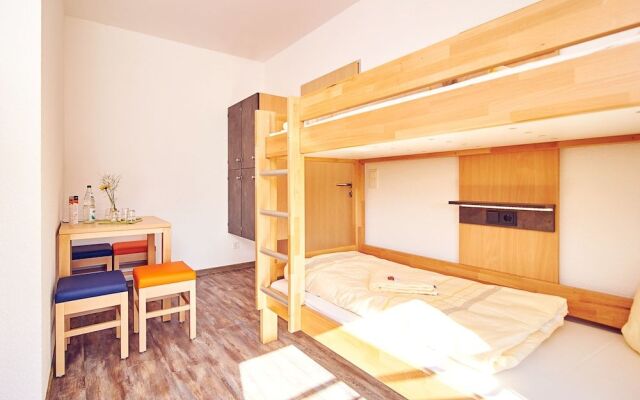 DJH Jugendgästehaus JBB Bielefeld - Hostel