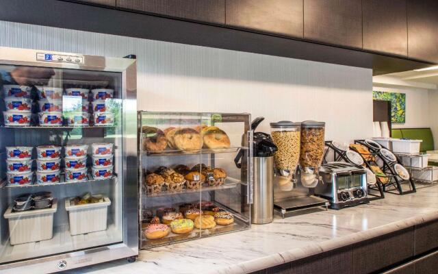 Econo Lodge Hicksville