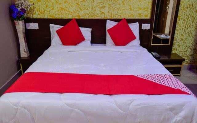 OYO Flagship 13585 Hotel Delight