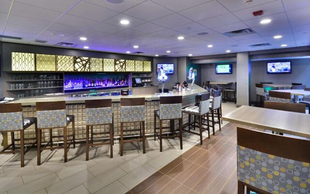 Embassy Suites by Hilton Denver Central Park