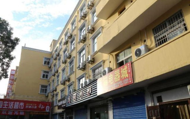 Junyi Chain Hotel (Shanghai Xuefu Road Jinshanwei)