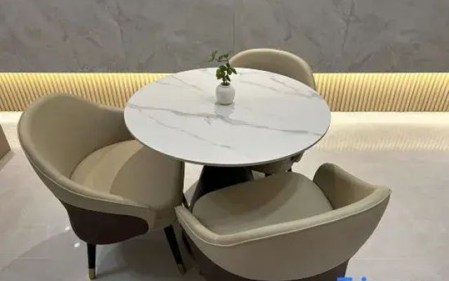 Yitel Zhige Hotel (Xuzhou Suning Plaza Hubushan)