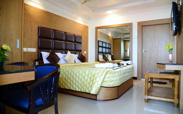 Tri Sea Hotel