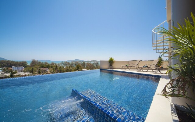 View Peche Villa 8 Bed 180 Degree Views across the Andaman Sea