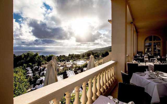 Mabely Grand Hotel