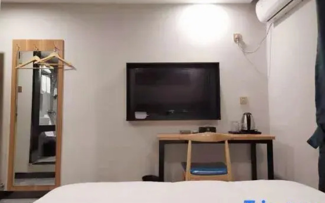 Ruijing Youxuan Hotel (Hefei Linhu Community)