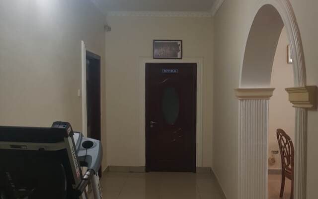 Rayoni Guesthouse B&B
