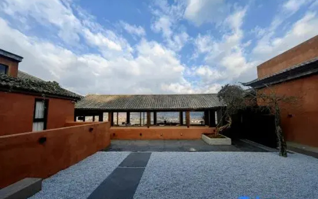 Shaxi Ancient Town Powushi Homestay