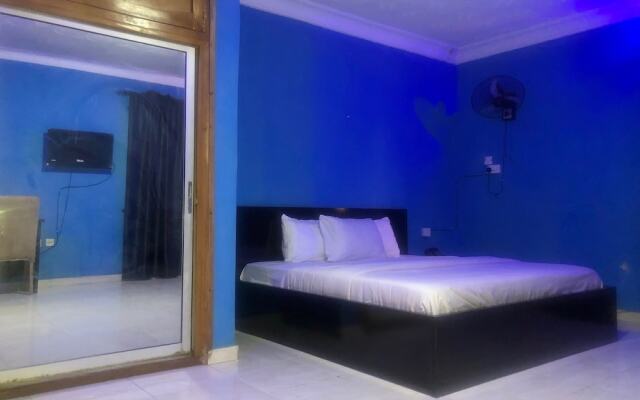 Prince Palace Hotel