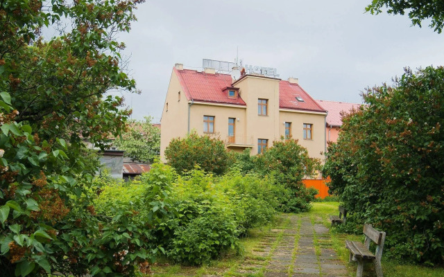 Hotel 51