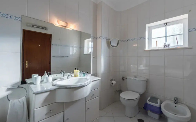 Dipti's Bed and Breakfast