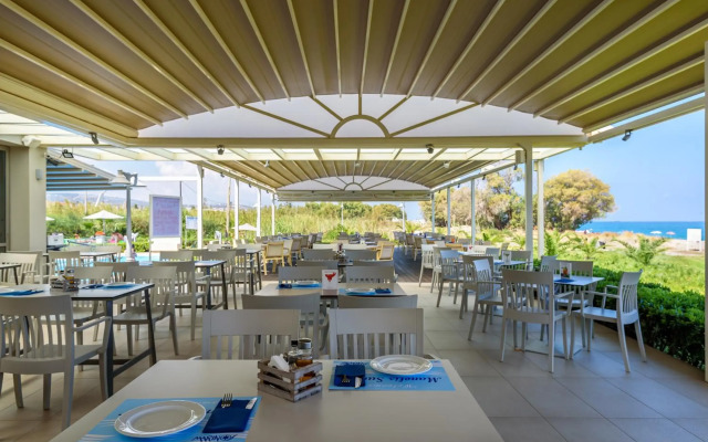 Marinos Beach Hotel