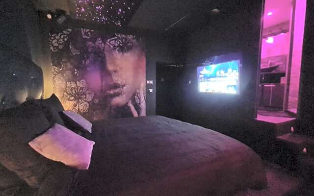 Loveroom Sexyloveroom