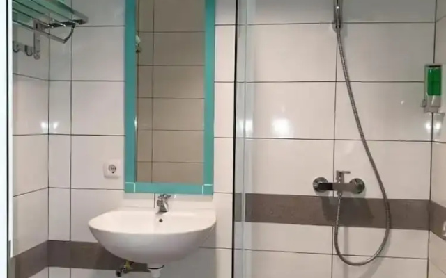 Aruuman Hotel Simpanglima Semarang