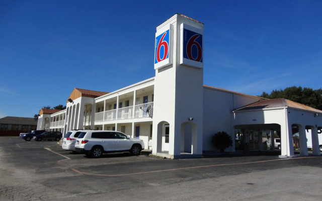 Motel 6 Round Rock, TX