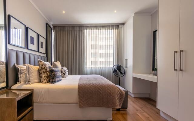 Sandton Smart Apartment Thirteen