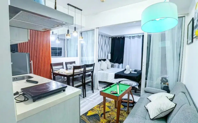 Stunning 1-bed Apartment in Paranaque