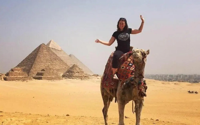 Faran Pyramids View lnn