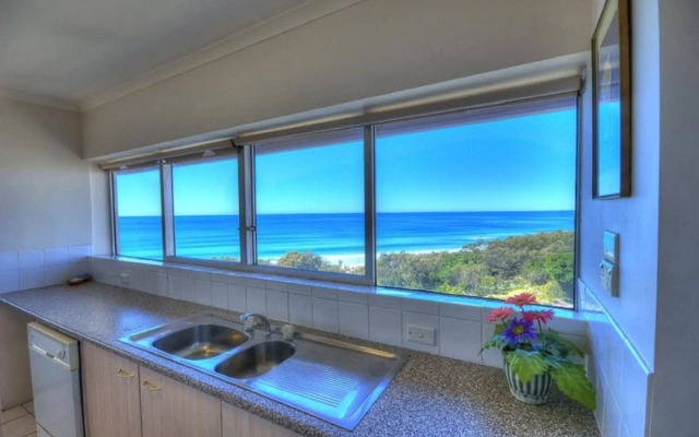 Narrowneck Court