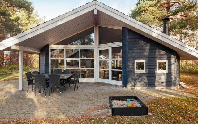 Beautiful Holiday Home in Guldborgsund With Sauna