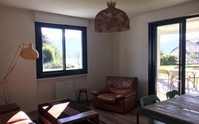 Apt calme VUE LAC - 2 Chambres - Sauna