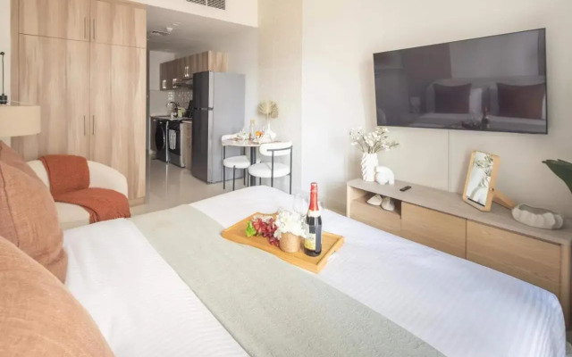 Frank Porter - Hera Tower