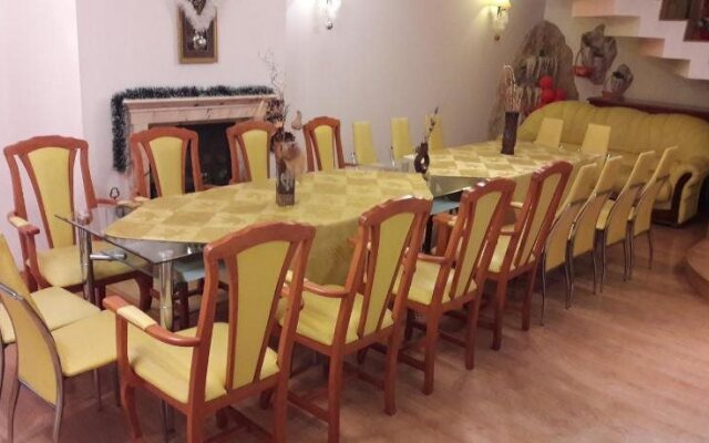 Hotel Rai Shumen