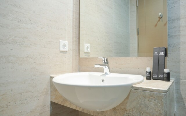 Exclusive And Cozy 1Br At Gold Coast Apartment