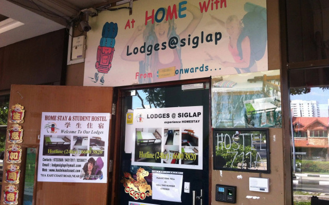 May & May Hostel