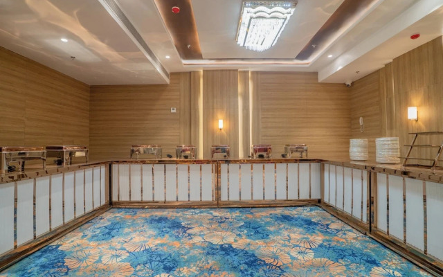Royal Prime - A City Center Botique Hotal in Jaipur