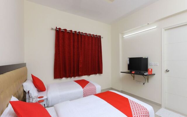 OYO 13917 Daniel's Silver Oak serviced apartments