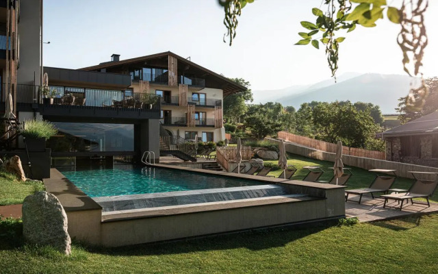 Maraias - Luxury Suites & Apartments