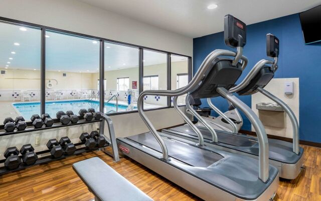 Comfort Inn & Suites Davenport - Quad Cities