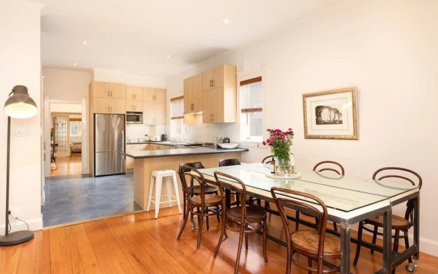 Wonderful Family Home H406