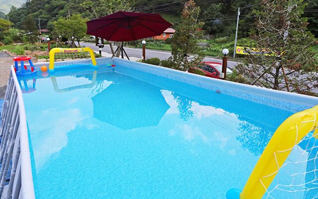 Danyang Danyangddeul Pension