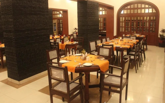 OYO 3010 Chanakya BNR Hotel