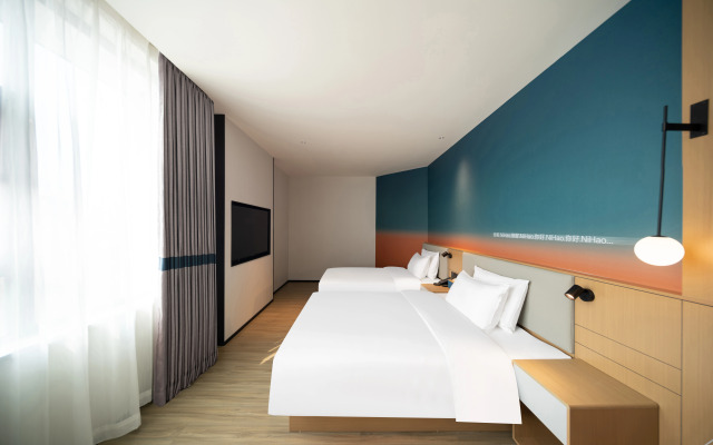 Ni Hao Hotel (Anyang Linzhou Changan Road)
