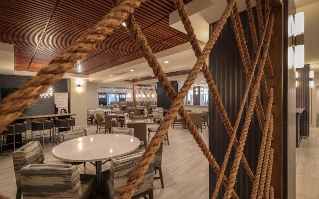 Crowne Plaza Chicago-Northbrook by IHG