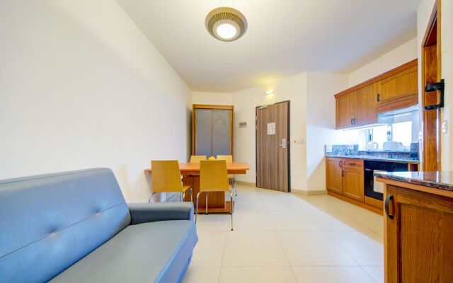 AX Sunny Coast Resort & Spa