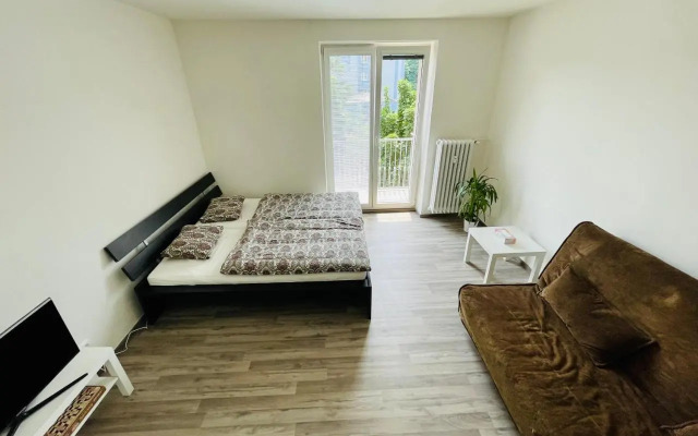 ZAROHEM 2 bedrooms APARTMENT in center with balcony