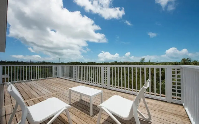 See Sea 2 Bedroom Home