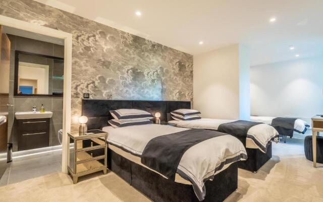 The Ebor Suite @ Ryedale House