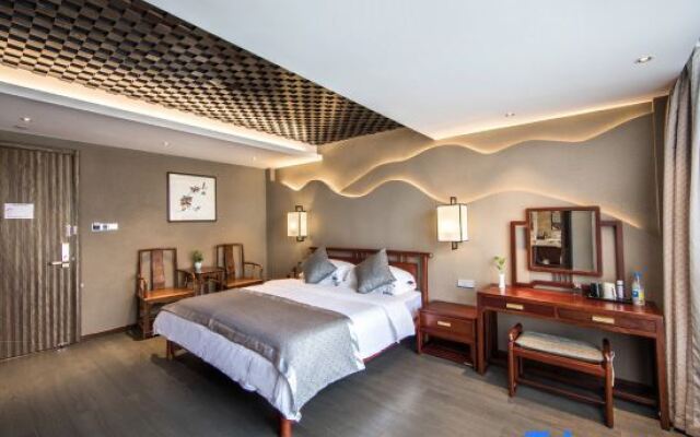 Wuyishan Wansen Wood General Theme Hotel
