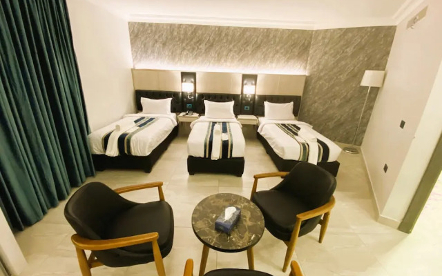 Nishan Hotel
