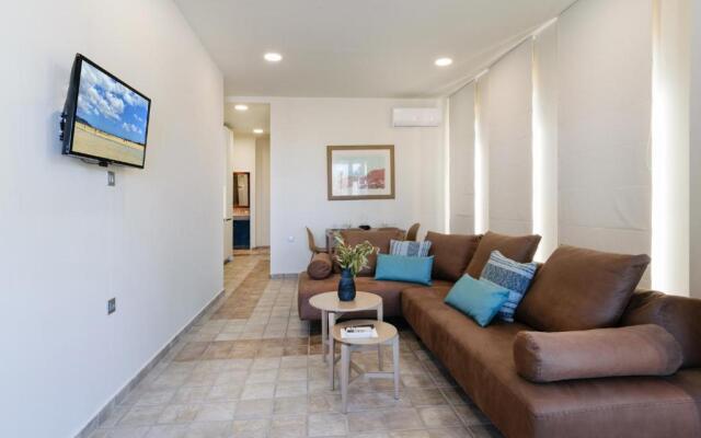 Xenios Dias Luxury Apartments With Sea View