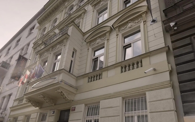 DownTown Suites Kodanská