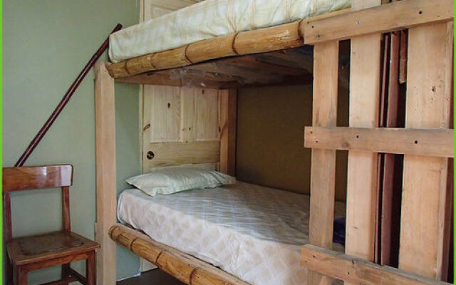 Nomba - Hostel