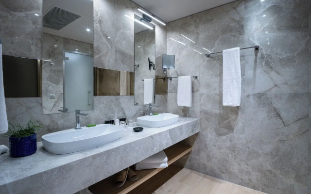 Ammoa Luxury Hotel & Spa Resort